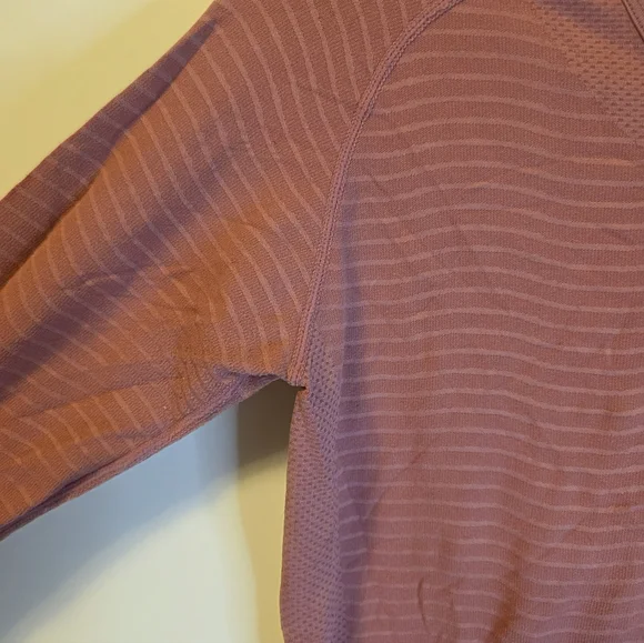 Zyia Active Mauve Seamless Long Sleeve Performance Top – Size Medium - Picture 3 of 6